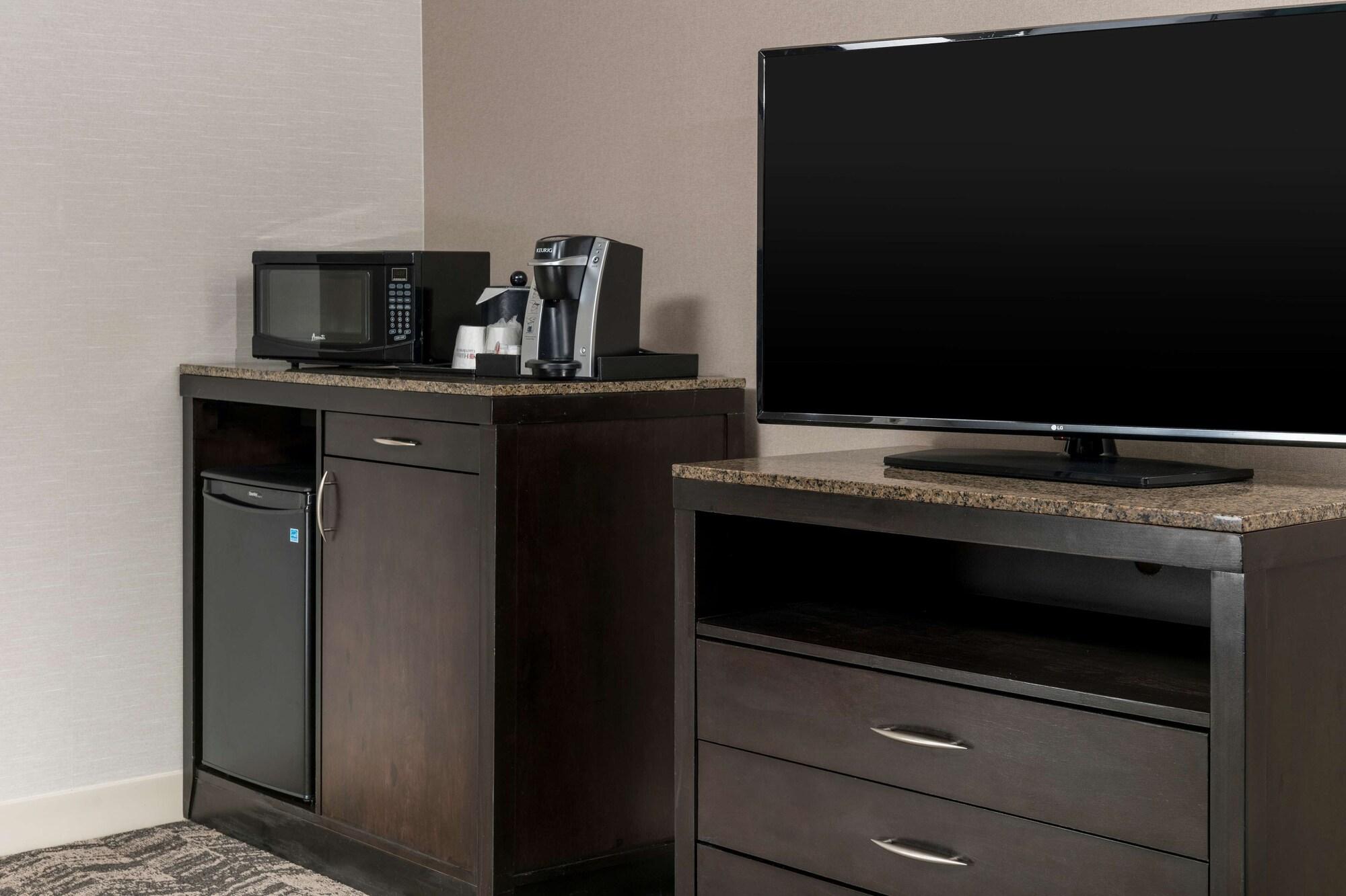 Hilton Garden Inn Silver Spring White Oak Luaran gambar
