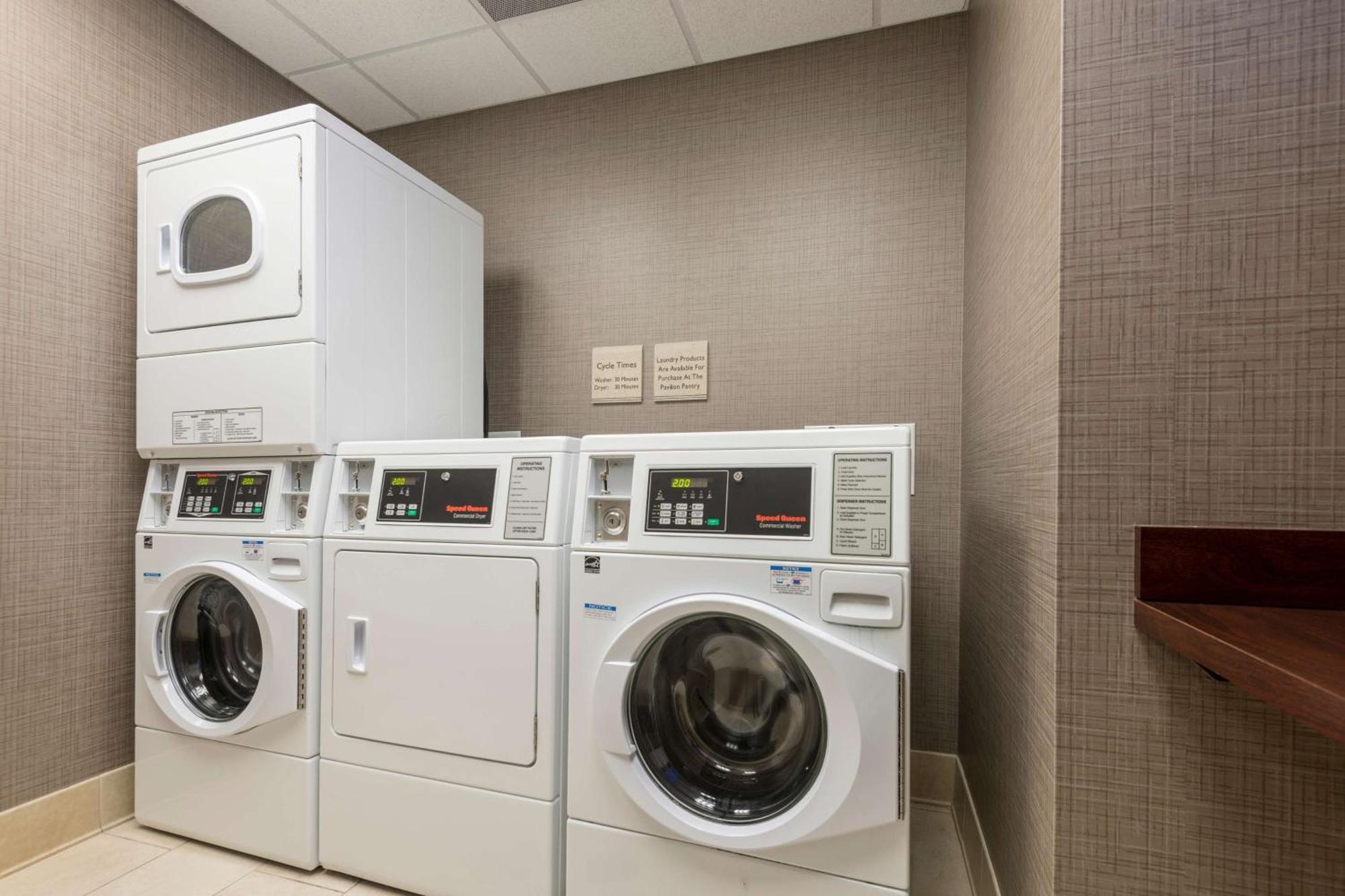 Hilton Garden Inn Silver Spring White Oak Luaran gambar