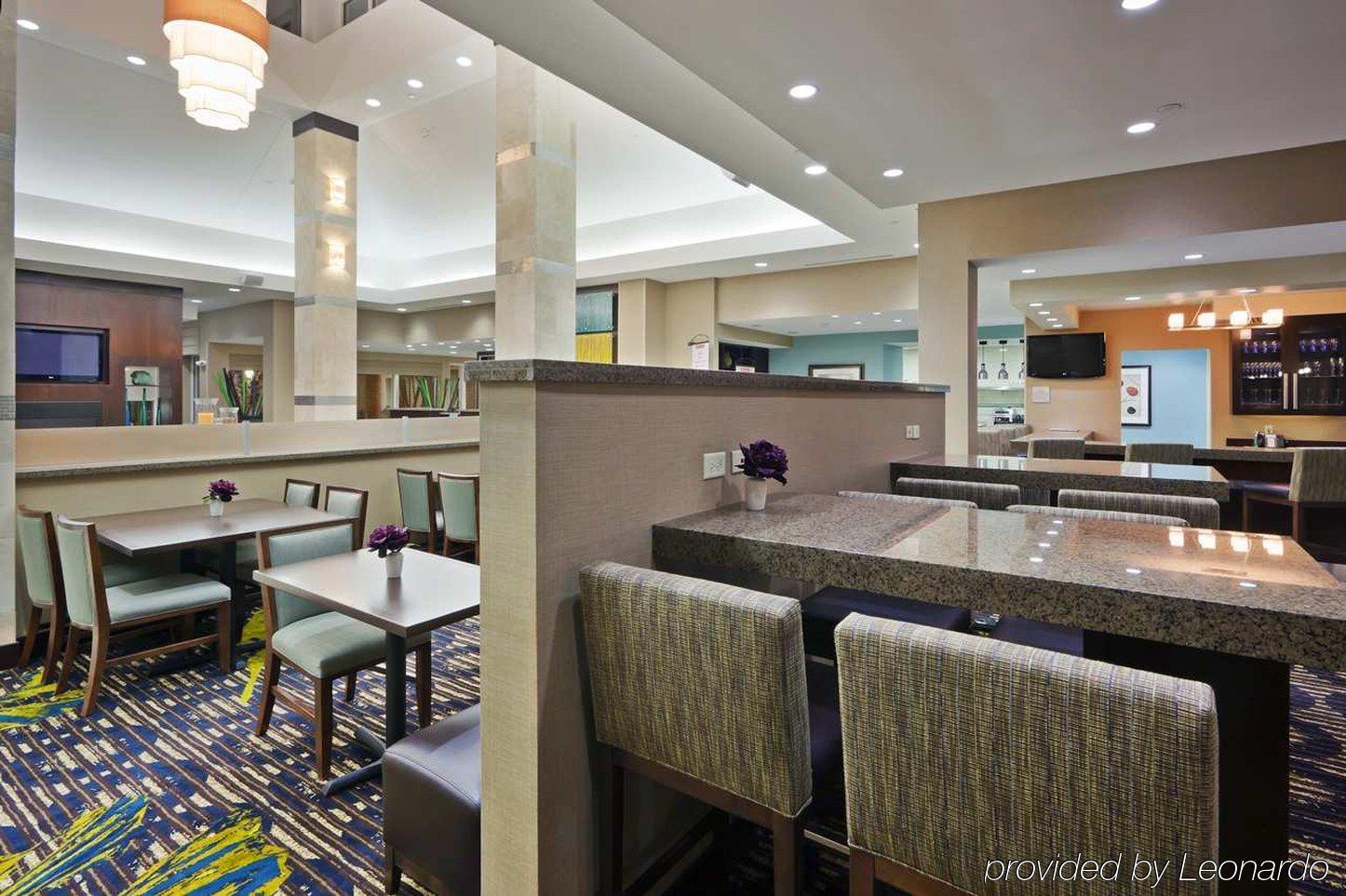 Hilton Garden Inn Silver Spring White Oak Restoran gambar